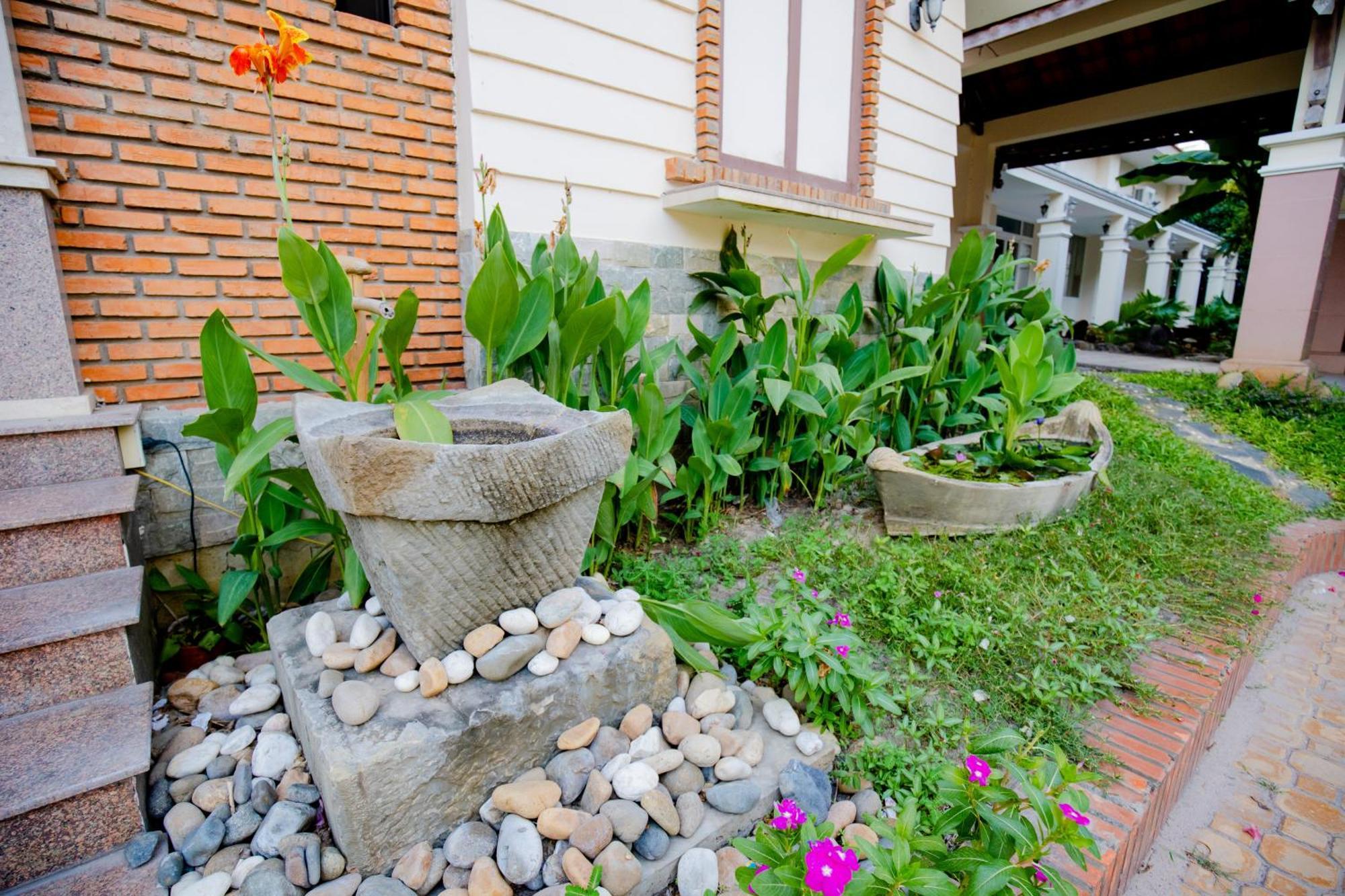 Khach San Binh Minh Hotel Phan Thiet Exterior photo